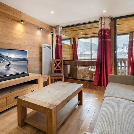 Cozy Renovated With Panoramic Mountain View 발토랑스